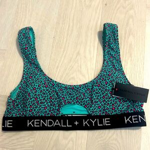 Kendall +kylie sport bra New with tag size Sm
